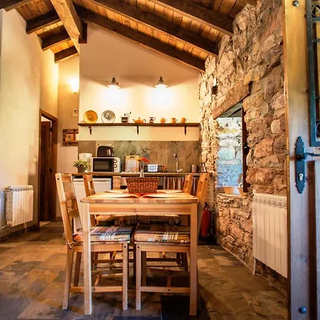 Летний дом Rural Medulas Viviendas De Uso Turistico 2 Y 2