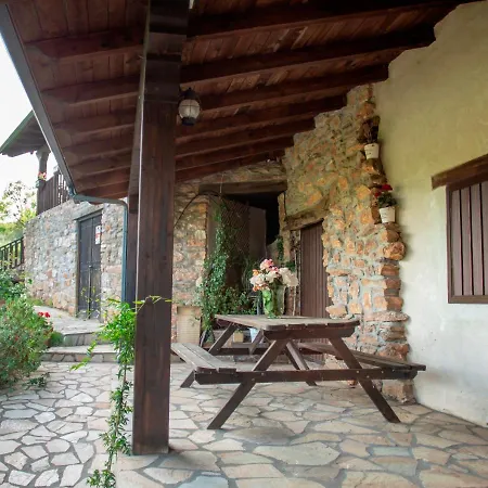 Rural Medulas Viviendas De Uso Turistico 2 Y 2 Летний дом Лас-Медулас