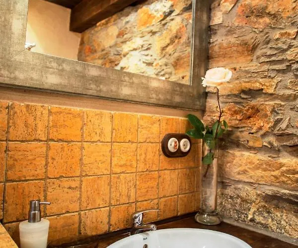 Rural Medulas Viviendas De Uso Turistico 2 Y 2 * 拉斯梅德拉斯