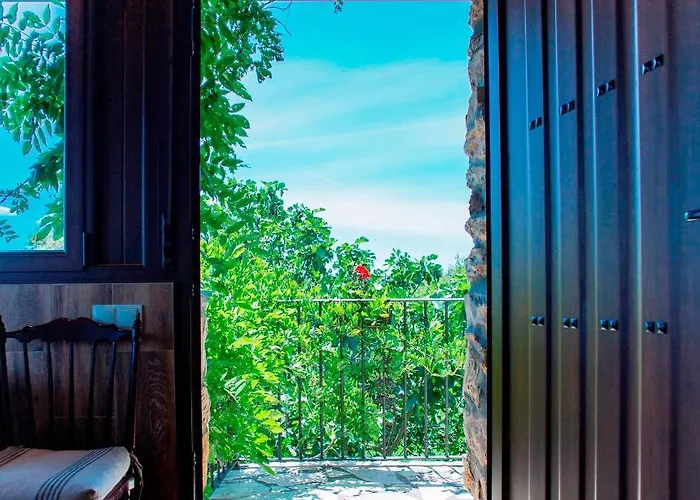 Rural Medulas Viviendas De Uso Turistico 2 Y 2 *