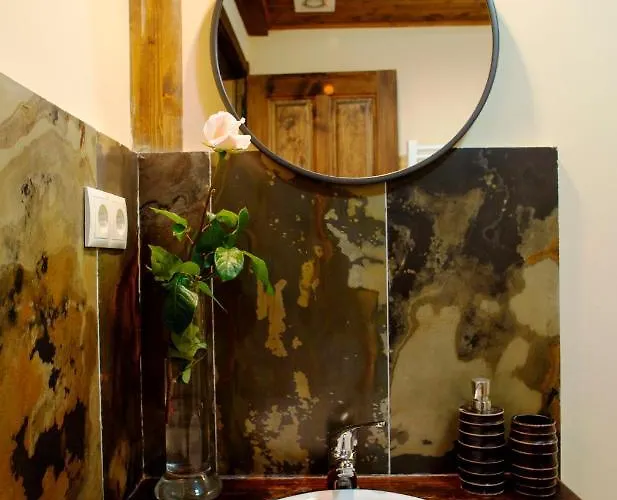 乡村民宿 Rural Medulas Viviendas De Uso Turistico 2 Y 2 *