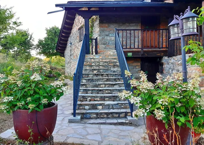 乡村民宿 Rural Medulas Viviendas De Uso Turistico 2 Y 2 *